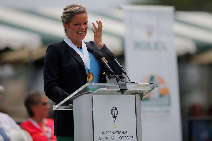 Kim Clijsters acha que a fusão criaria uma marca mais forte
