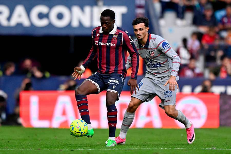 Televiziunea publică chineză nu a difuzat primele două meciuri din weekend în La Liga Televiziunea publică chineză nu a difuzat primele două meciuri din weekend în La Liga