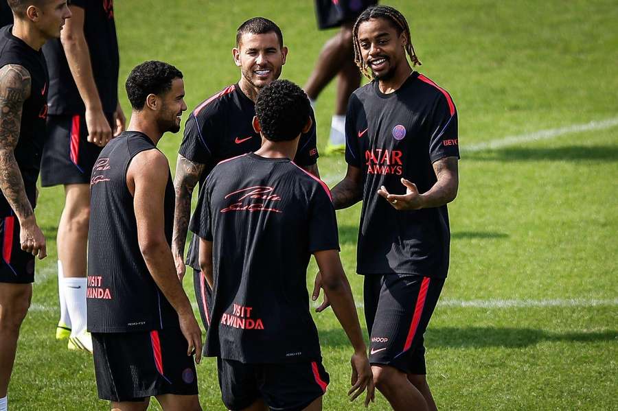 Liverpool este aproape să-l transfere pe Barcola Liverpool este aproape să-l transfere pe Barcola