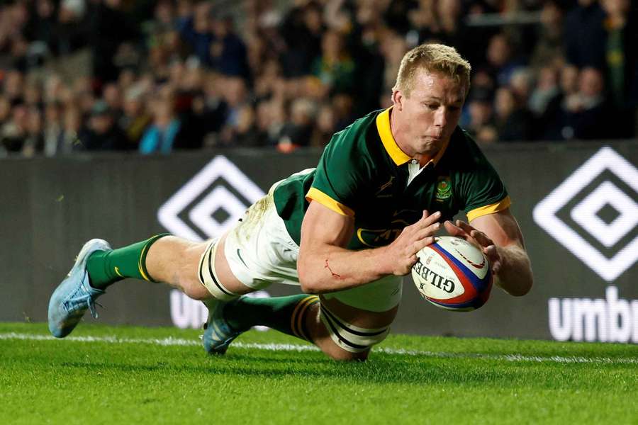 South Africa's Pieter-Steph du Toit in action
