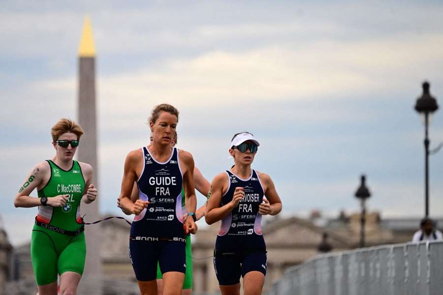 Héloïse Courvoisier en août 2023 (à droite).