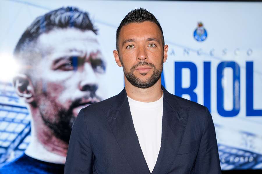 Francesco Farioli é o novo técnico do Porto