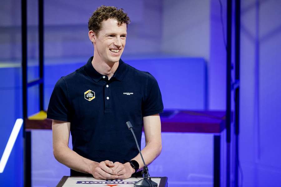 Nathan Van Hooydonck tijdens de teampresentatie van Team Jumbo-Visma 2023