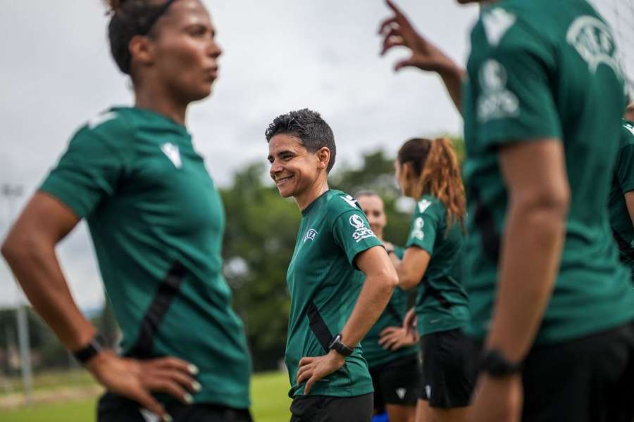 Catarina Campos vai arbitrar no Europeu