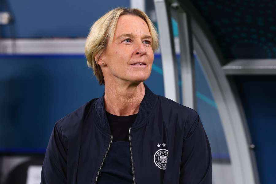 Martina Voss-Tecklenburg ist nach knapp drei Jahren Pause zurück im Trainergeschäft Martina Voss-Tecklenburg ist nach knapp drei Jahren Pause zurück im Trainergeschäft