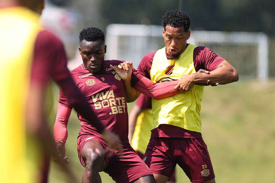 Athletico-PR precisa voltar a vencer na Série B