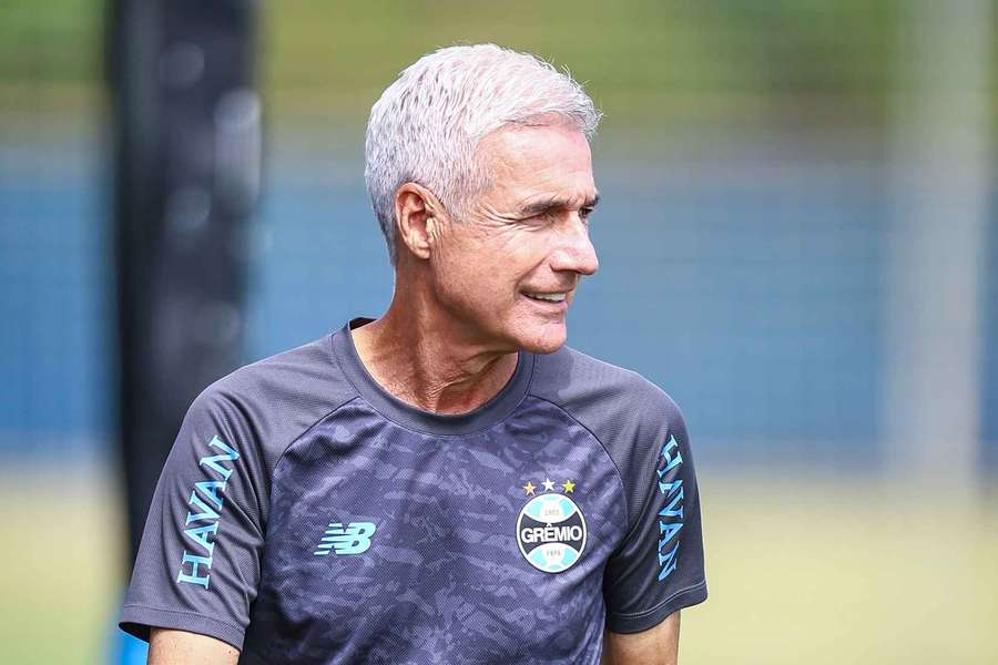 Luís Castro, técnico do Grêmio Luís Castro, técnico do Grêmio