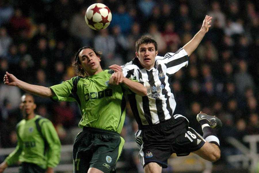 Pinilla ao serviço do Sporting, frente ao Newcastle