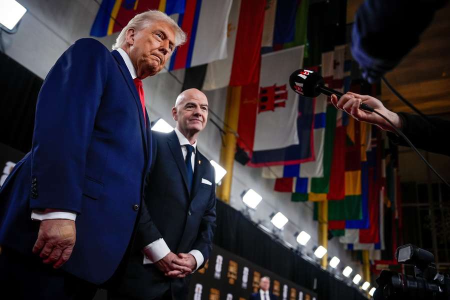 Trump (l.) könnte schon bei der Einreise in die USA "verstärkte Kontrollen" veranlassen