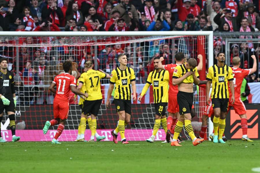 Kæmpe målmandsdrop satte Bayern i gang i "Der Klassiker" mod tamt Dortmund-mandskab