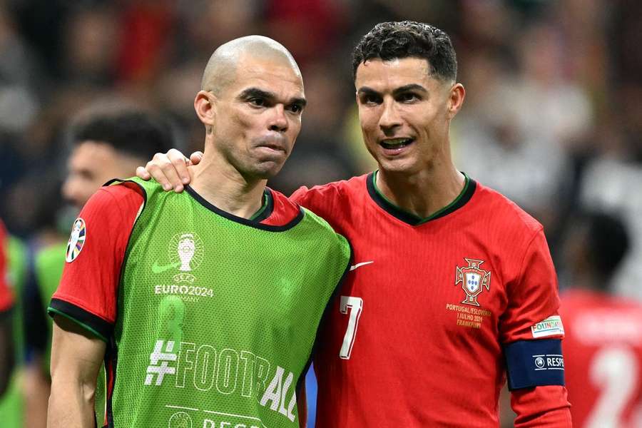 Pepe e Cristiano Ronaldo são os elementos mais experientes do grupo às ordens de Roberto Martínez