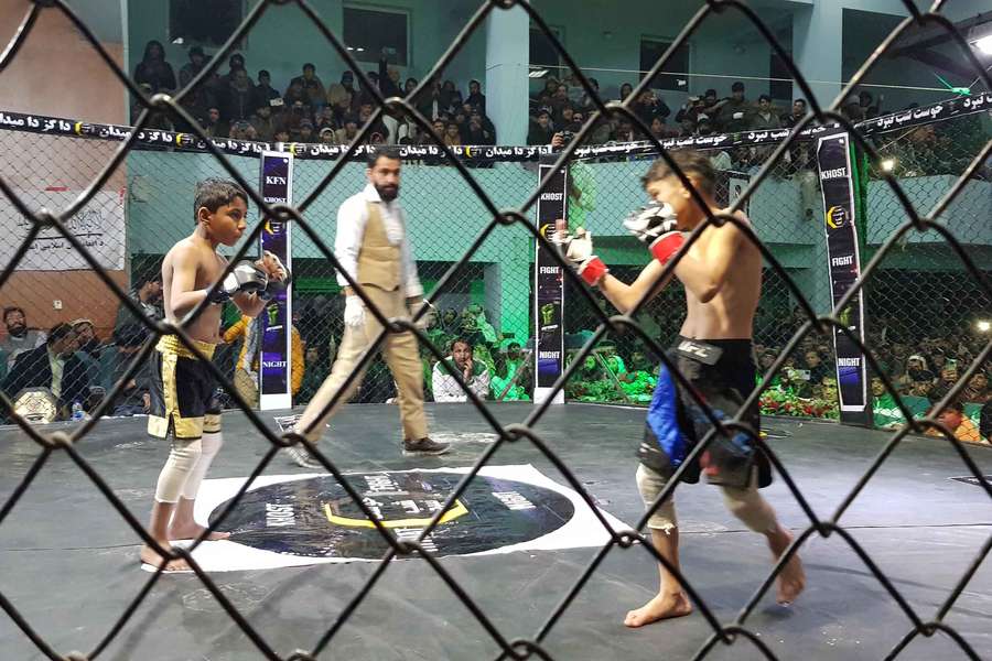 Un combat de MMA à Khost en Afghanistan, en janvier 2022.