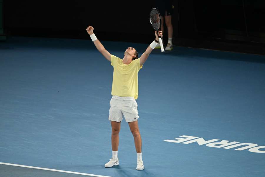 Tjekkisk legendes søn sender sensationelt Medvedev på porten i Australian Open