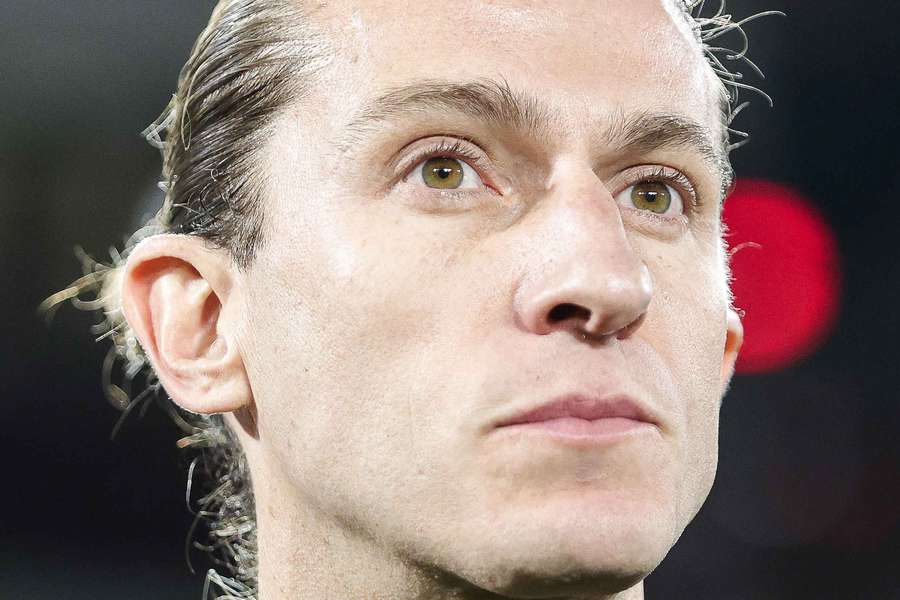 "Jogadores estavam desfrutando em campo", diz Filipe Luís sobre goleada fantástica do Fla