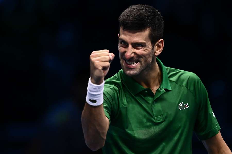 Novak Djokovic garante que não vai relaxar em busca do recorde de Roger Federer nas ATP Finals