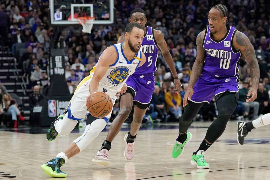 Stephen Curry, dos Warriors, tem o maior salário da NBA