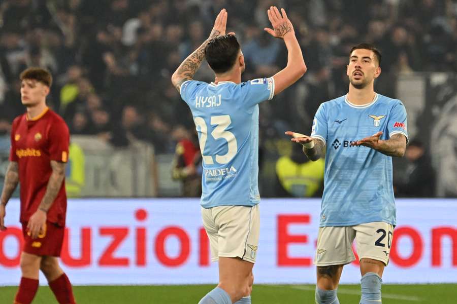 Lazio po błędzie Zalewskiego wygrywa derby Rzymu