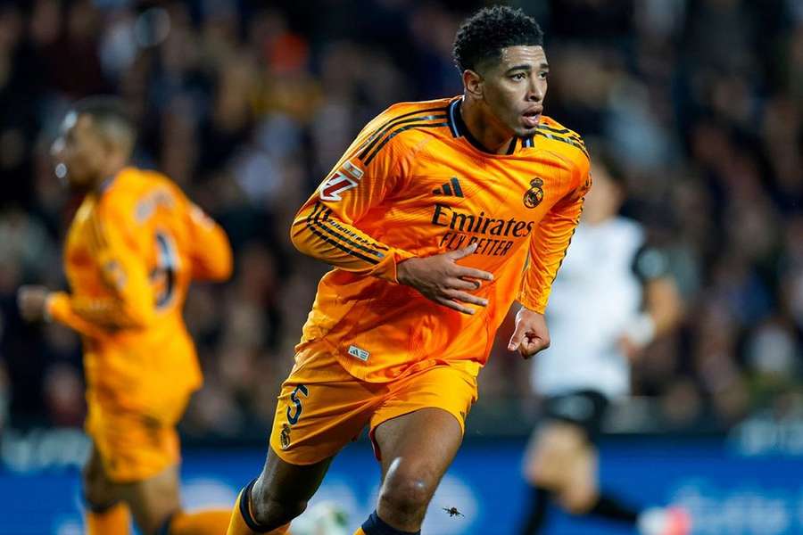 Inteligência de Bellingham lembra Ancelotti a Kaká Inteligência de Bellingham lembra Ancelotti a Kaká