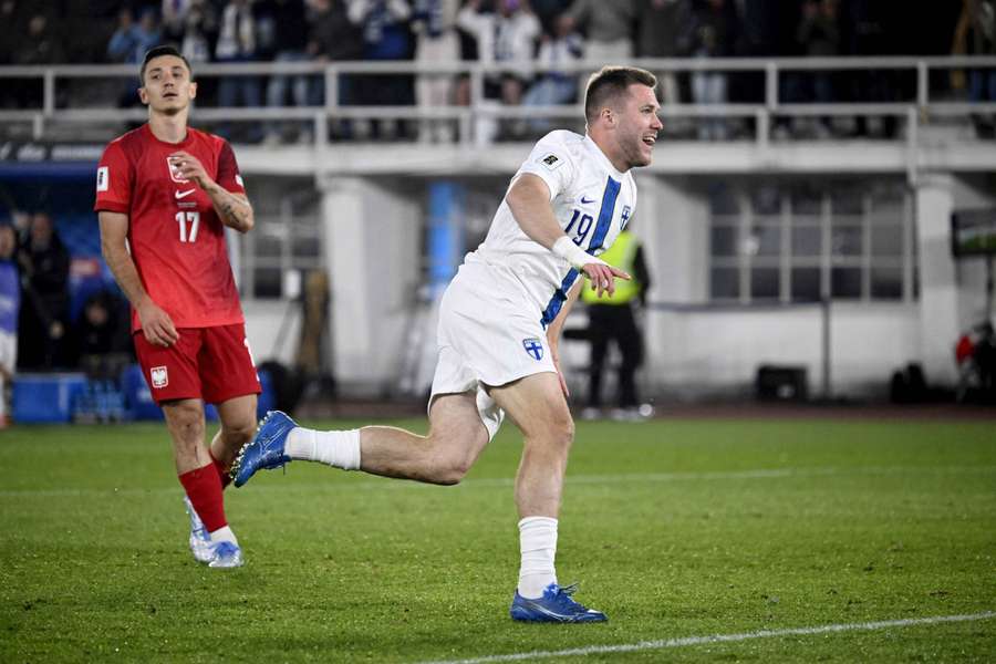 Benjamin Kallman celebrates his goal for Finland