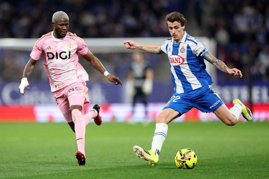 Carlos Romero ante Kwasi Sibo