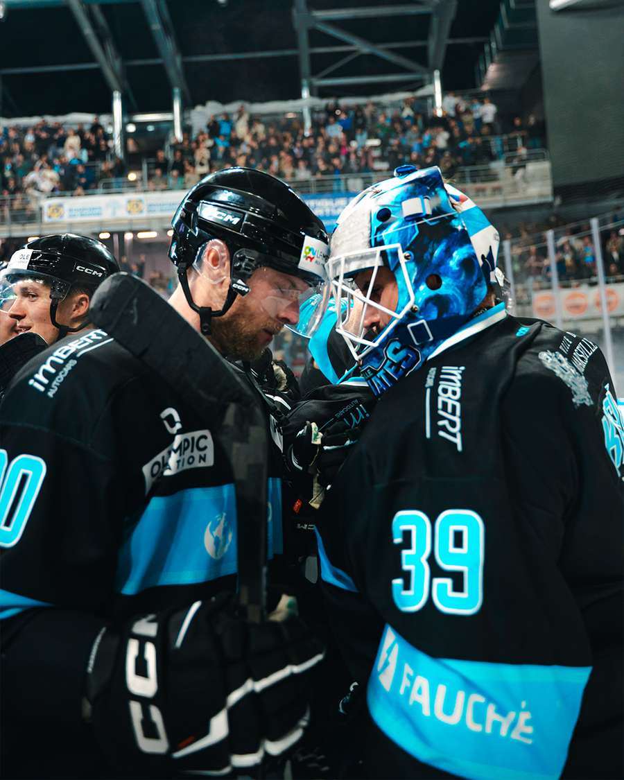 Opory hokejového Marseille Albin Lindgren a Libor Kašík Opory hokejového Marseille Albin Lindgren a Libor Kašík