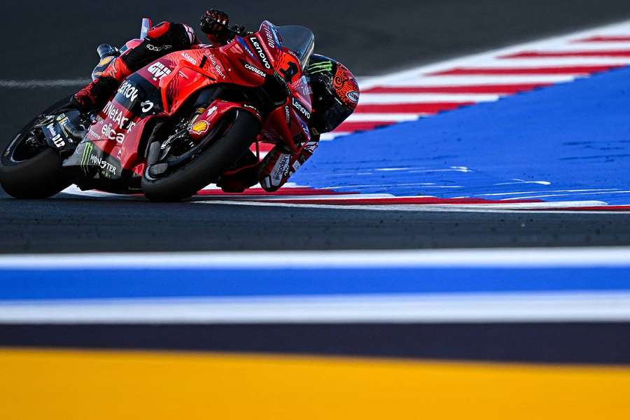 Francesco Bagnaia a signé vendredi le meilleur temps de la séance d'essais qualificatifs du Grand Prix de Saint-Marin. 