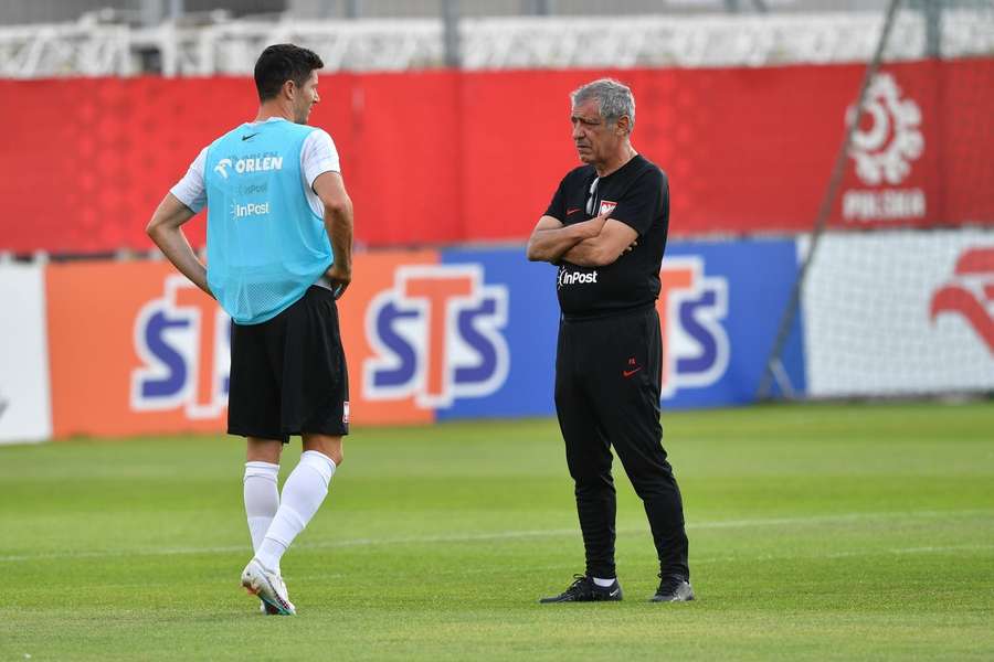 Fernando Santos (rechts) mit seinem Superstar Robert Lewandowski