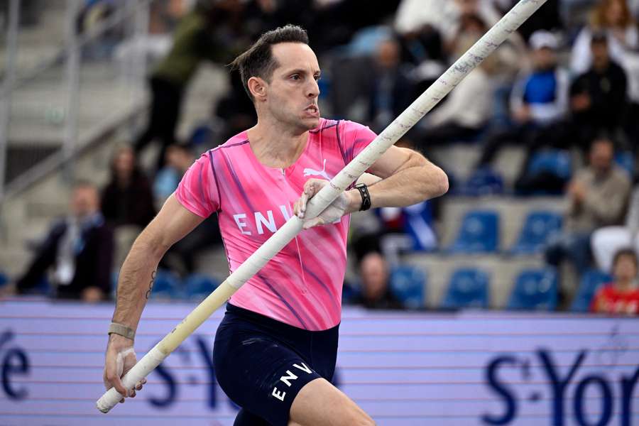 Renaud Lavillenie en forme.