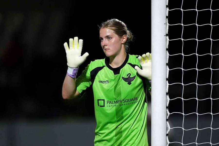 HB Koge goalkeeper Alberte Andersen in action against Servette