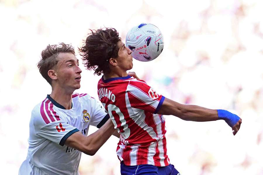 Simeone war an beiden Toren beteiligt Simeone war an beiden Toren beteiligt