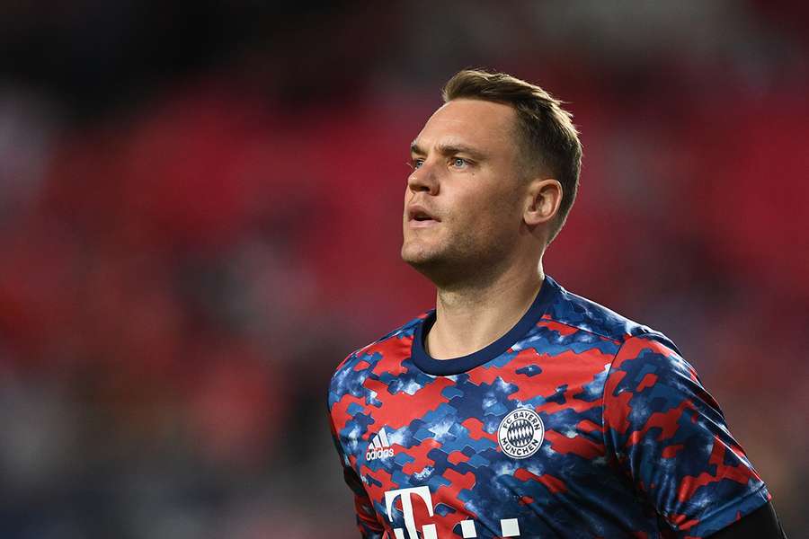 Neuer 'put personal interests' above Bayern, says sporting director