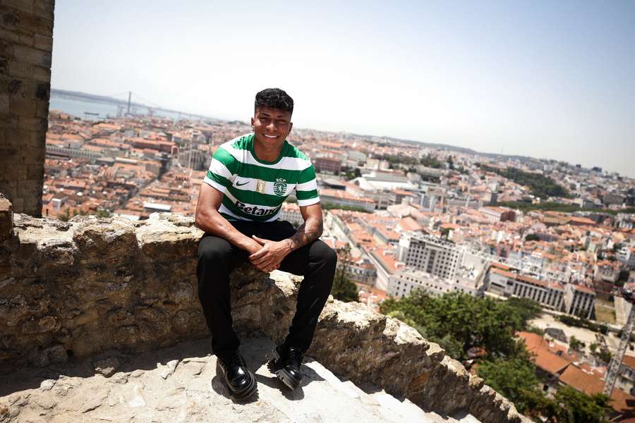 Alisson Santos assinou com o Sporting até 2030