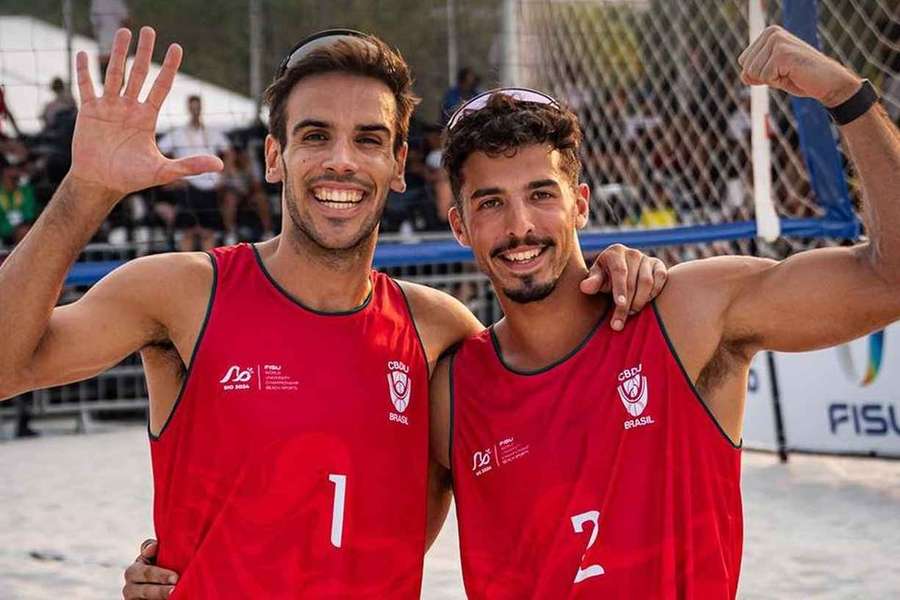 Lusos enfrentam agora dupla checa