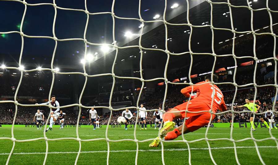 Il rigore parato da Ravaglia