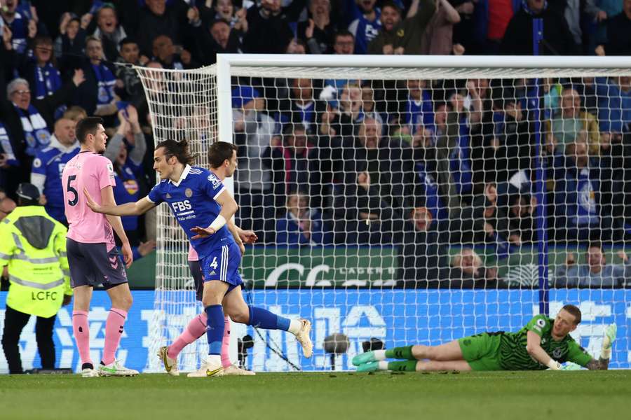 Soyuncu apontou o golo do empate do Leicester
