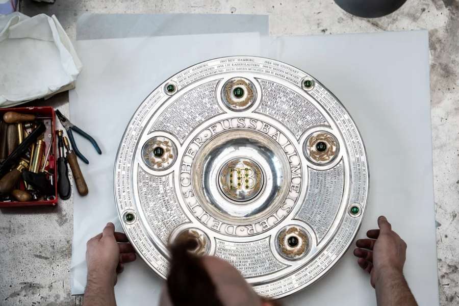 Trofeul de campioană a Bundesligii Trofeul de campioană a Bundesligii