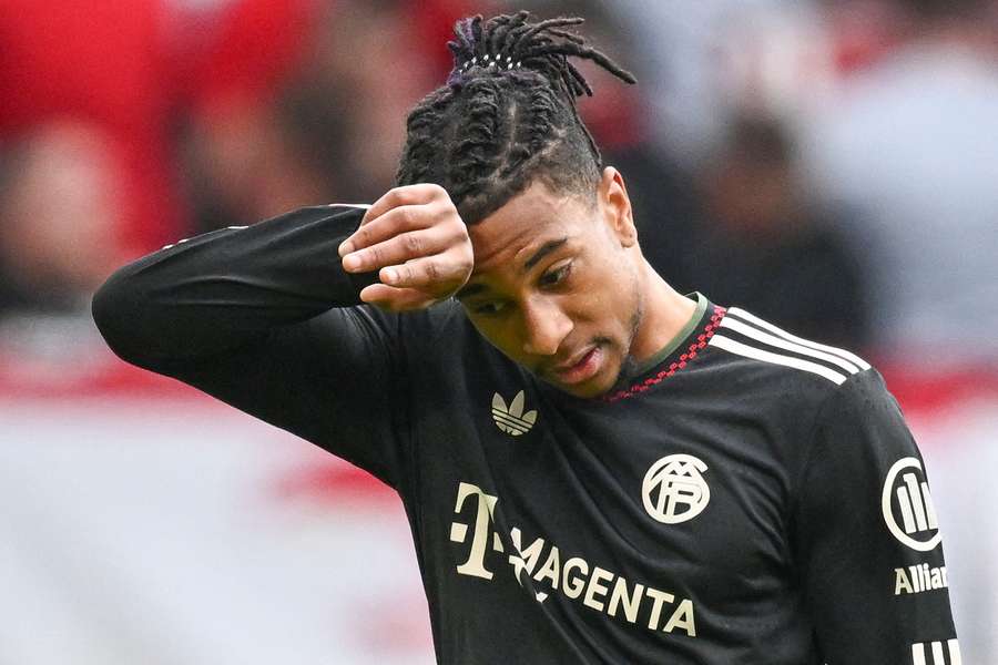 Michael Olise, do Bayern de Munique, em partida contra o Freiburg