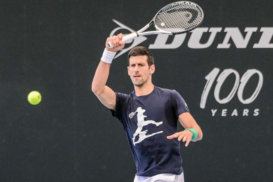 Novak Djokovic já treino em Adelaide