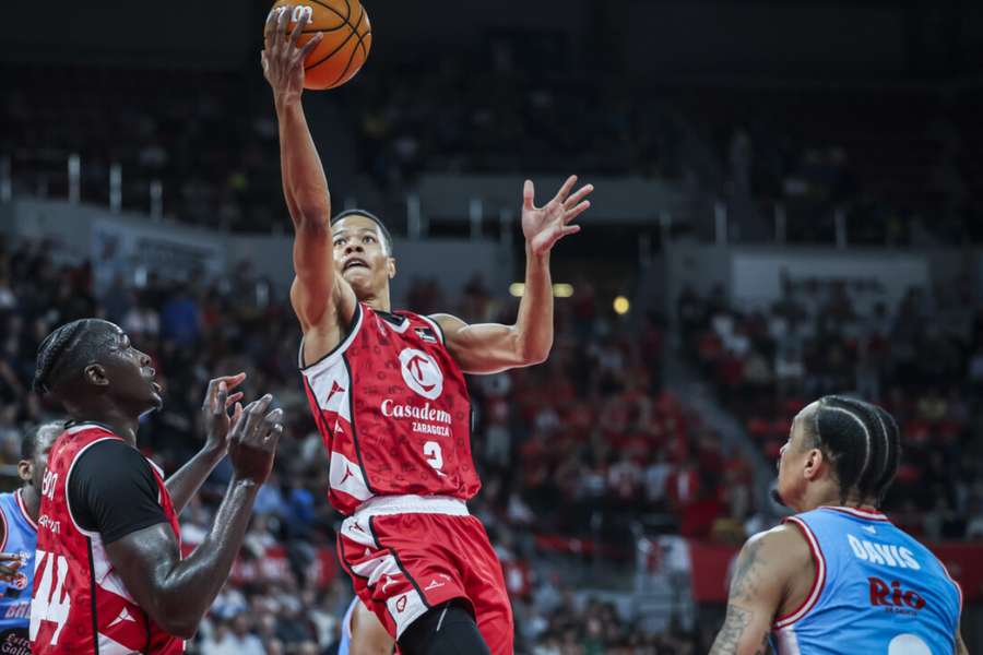 Trae Bell-Haynes en un duelo ante el Breogán