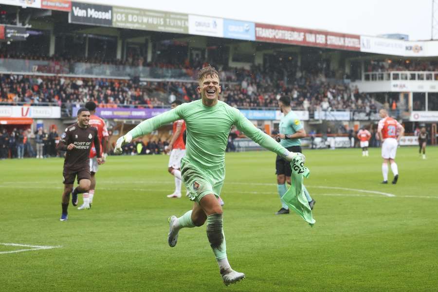 Telstar's Ronald Koeman Jr. celebrates scoring the winning goal against FC Volendam