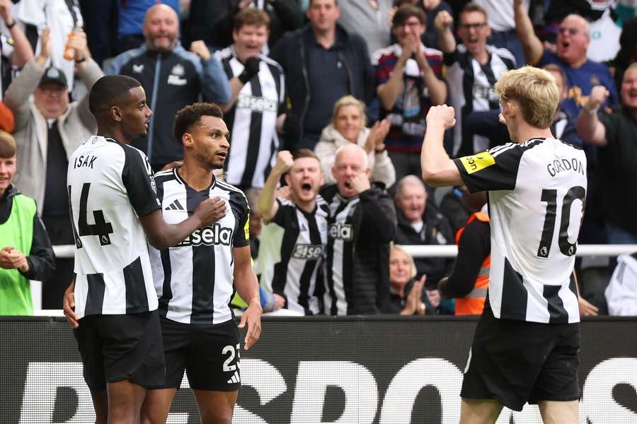 Il Newcastle ha vinto con un gol di Isak per 2-1.