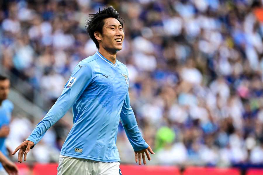 Japan midfielder Daichi Kamada has joined Crystal Palace from Italian club Lazio