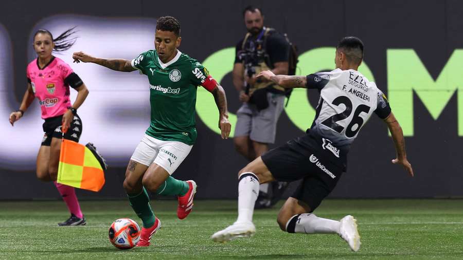 O Palmeiras foi travado pelo Corinthians em sua casa