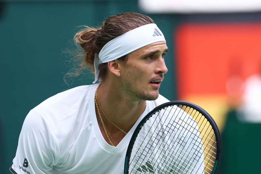 Zverev sa dostal pod paľbu kritiky. Zverev sa dostal pod paľbu kritiky.