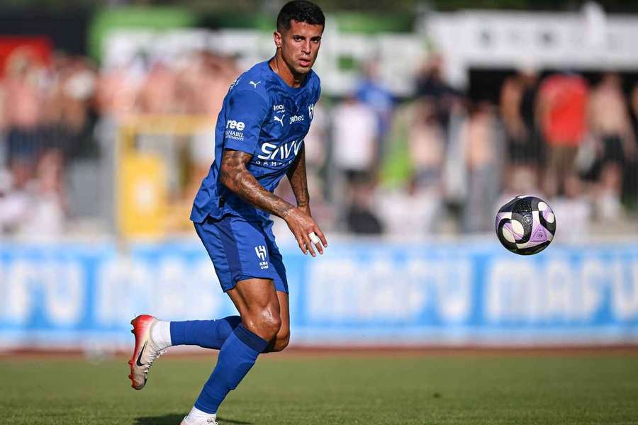 Cancelo ao serviço do Al-Hilal