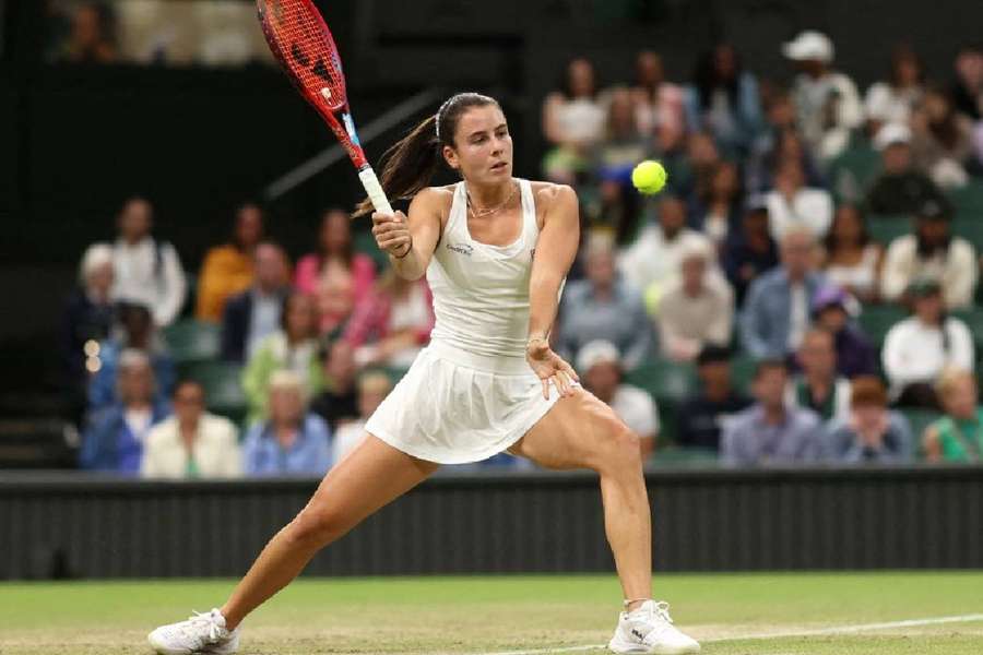 Emma Navarro está entre as 8 melhores de Wimbledon