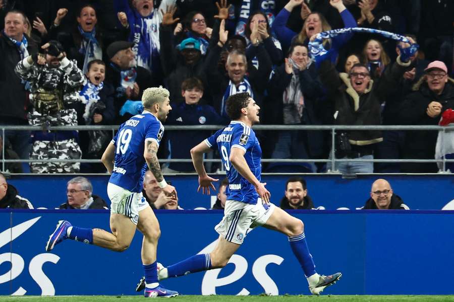 Enciso e Panichelli celebram apuramento do Estrasburgo Enciso e Panichelli celebram apuramento do Estrasburgo