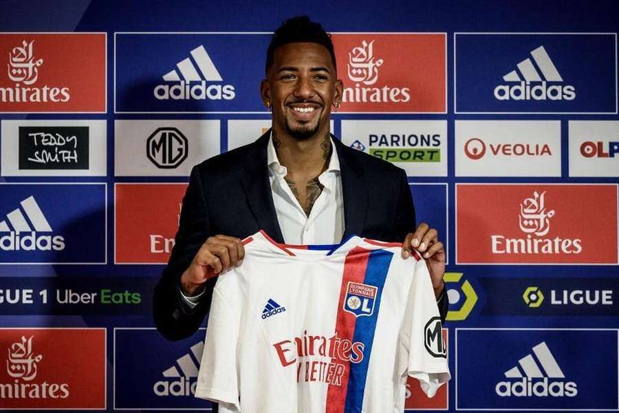 Jêrome Boateng é jogador livre