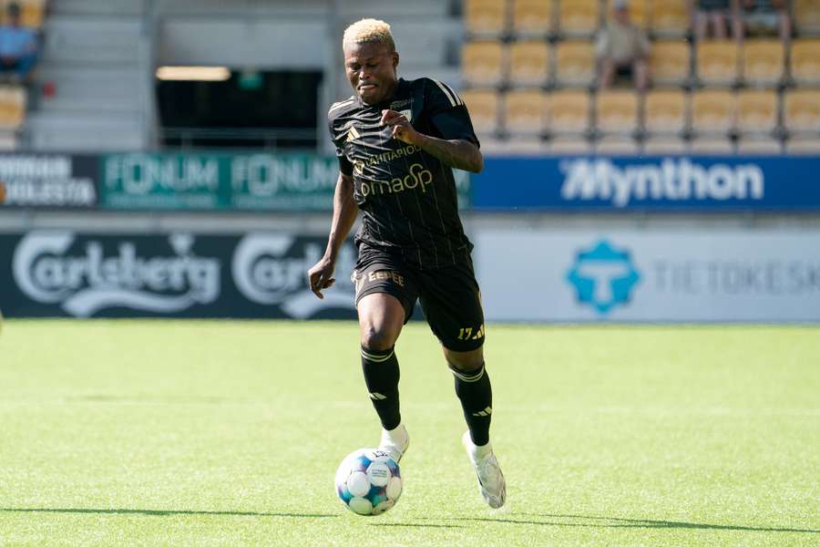 Olatoundji Tessilimi scored SJK's late winner Olatoundji Tessilimi scored SJK's late winner