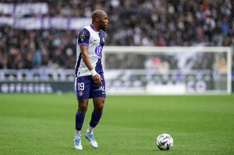 Djibril Sidibé avec Toulouse, la saison dernière.
